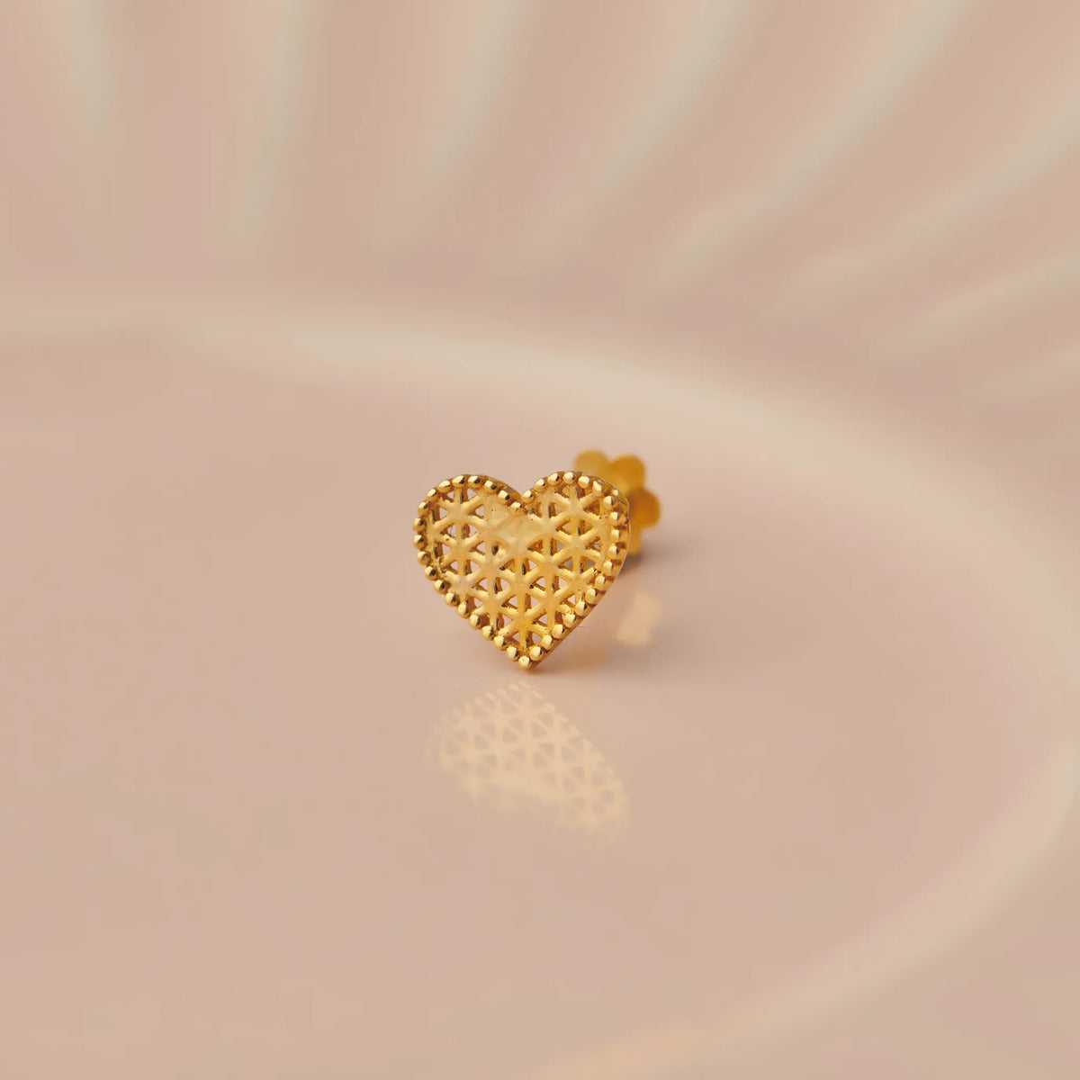 Heart Embrace Gold Nose Pin – Simple 18K Nose Pin Gold Design for Women
