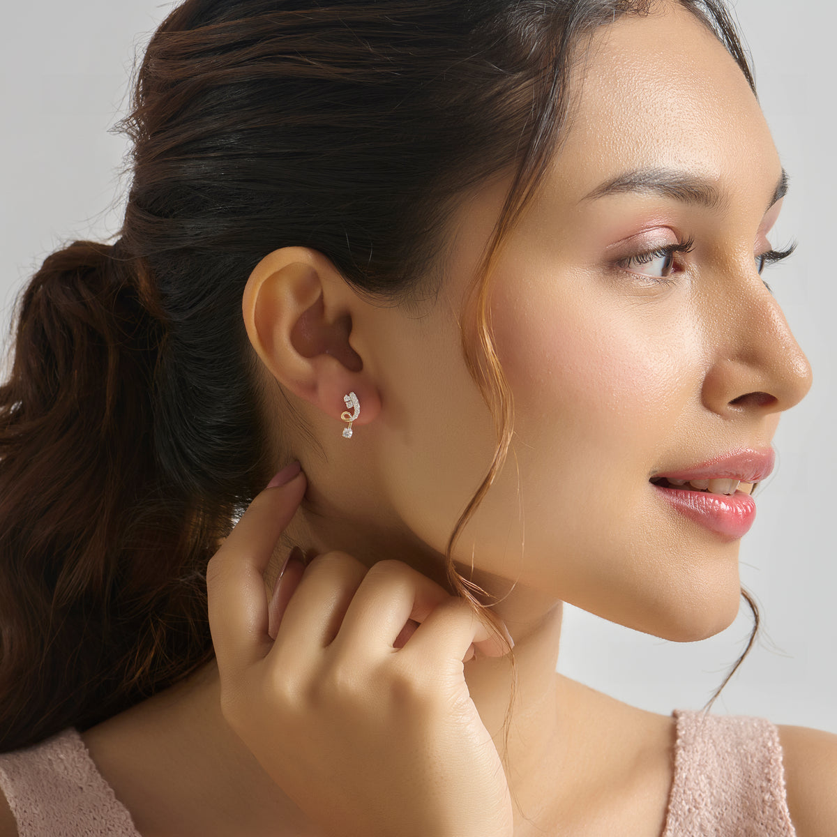 Aakriti Hook Stud
