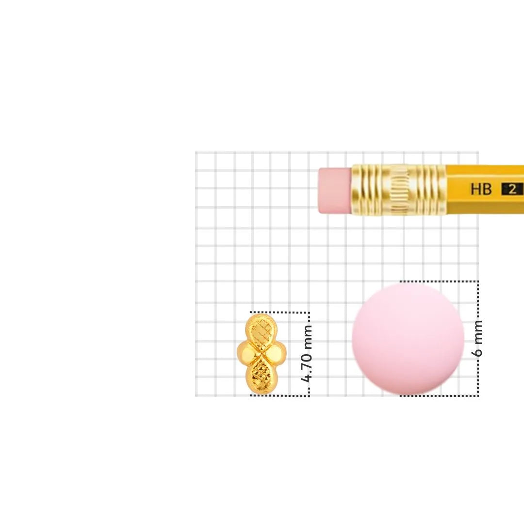Size reference image of 18K gold nose pin shown on a measurement grid with scale indicators