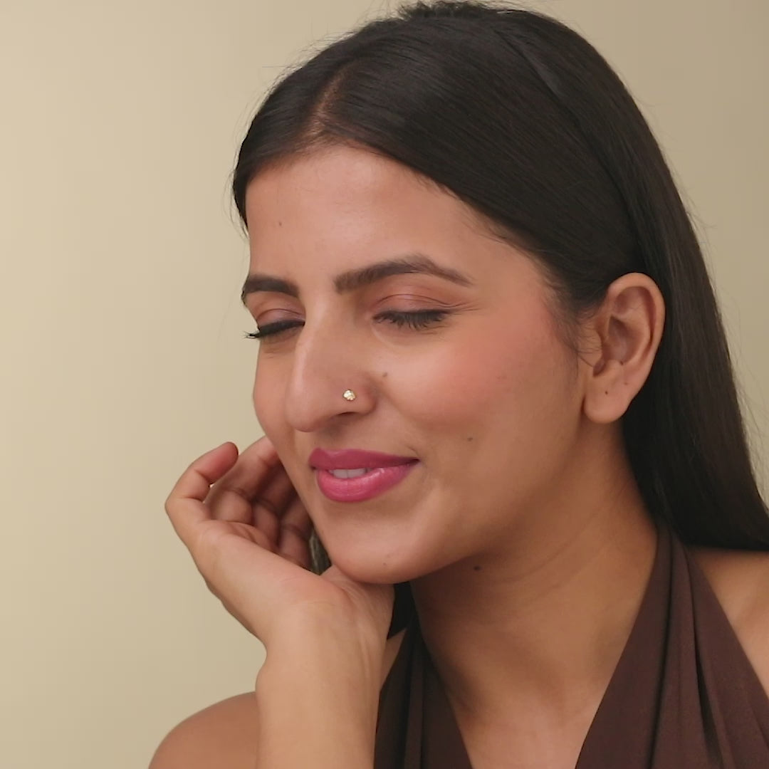 Octapetal Classic Gold Nose Pin – Simple 18K Nose Pin Gold Design for Women