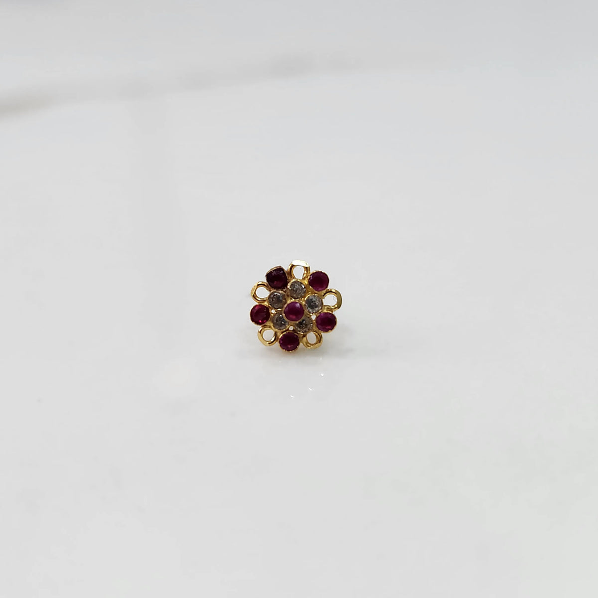 Red stone gold floral nose pin